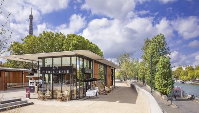 LE CAFÉ PIERRE HERMÉ PONT DE L'ALMA